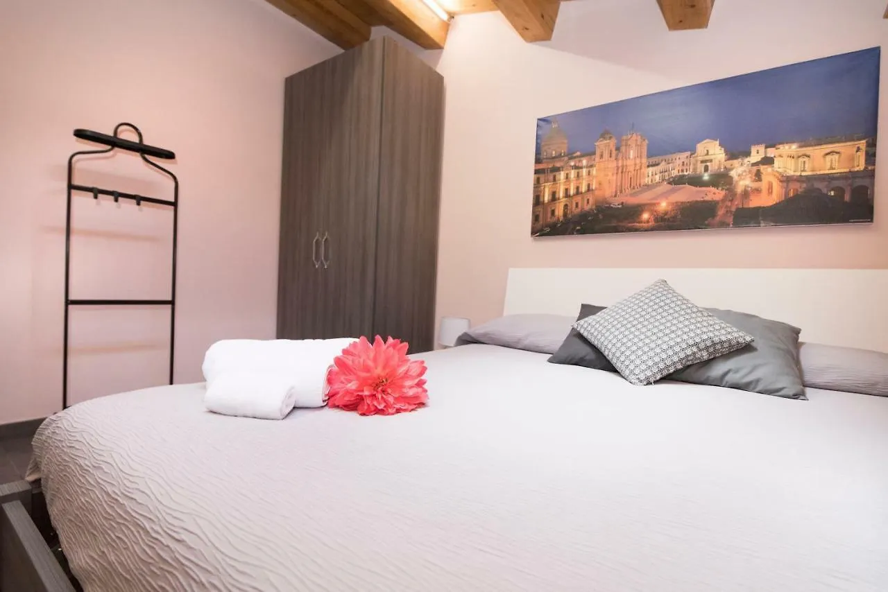 Bed & Breakfast Casa Malaclà B&B Noto