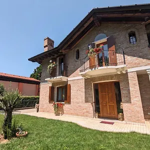 Iris , Mogliano Veneto Italia