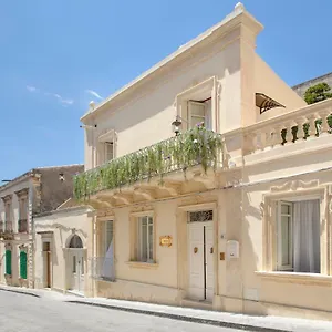 à Marchisa -noto- Aparthotel